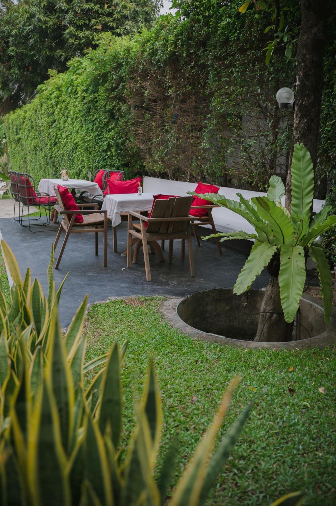 White Wall Riverfront Hotel Kamphaeng Phet Exteriér fotografie